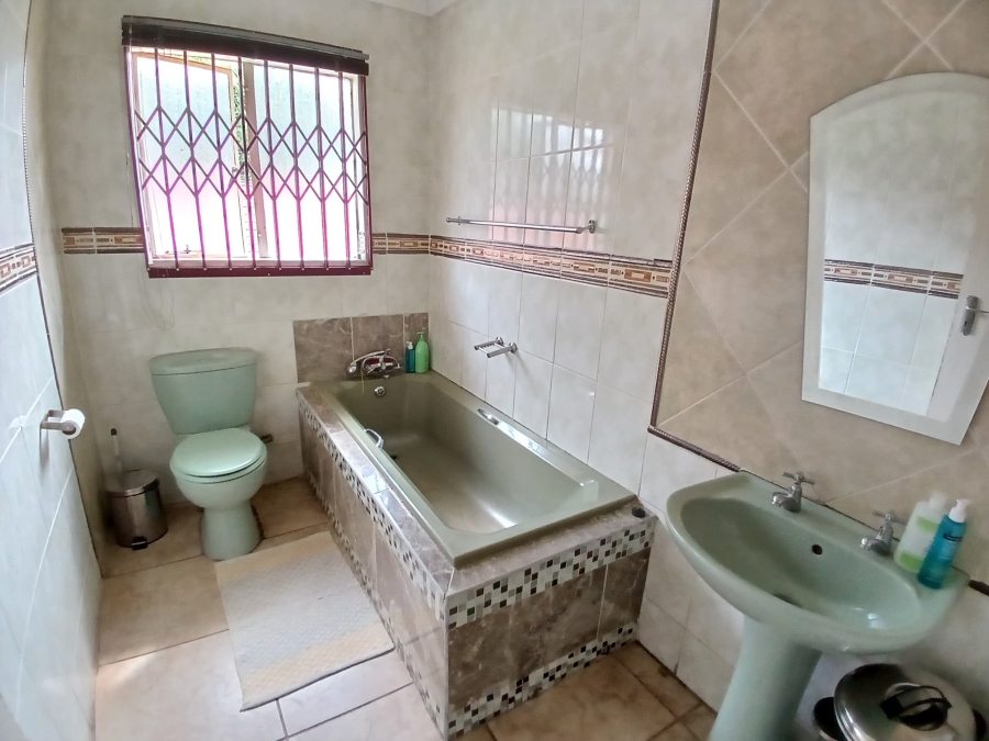 3 Bedroom Property for Sale in Tlhabane West North West